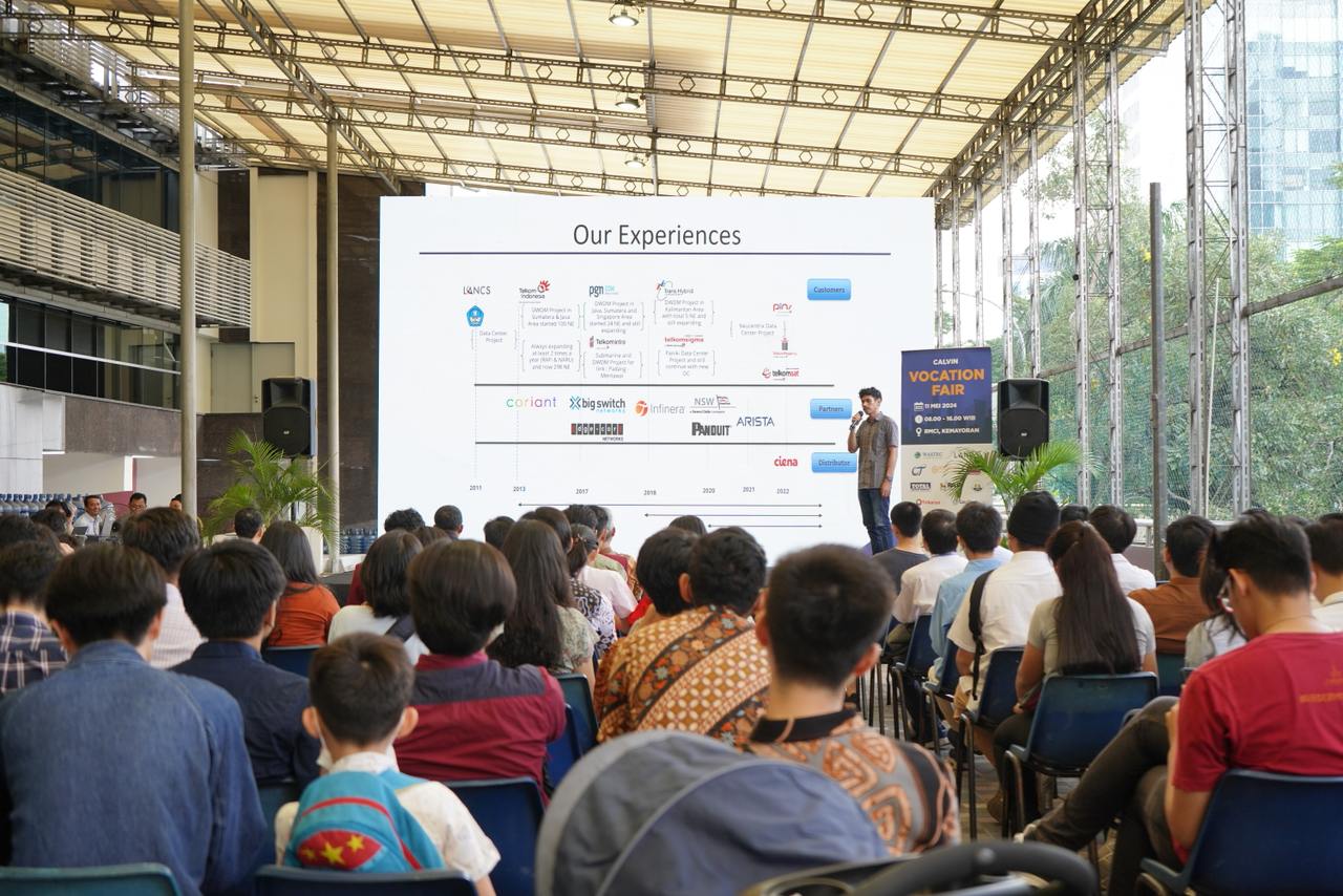 Sesi Presentasi dari PT Lyhock Plast Indonesia