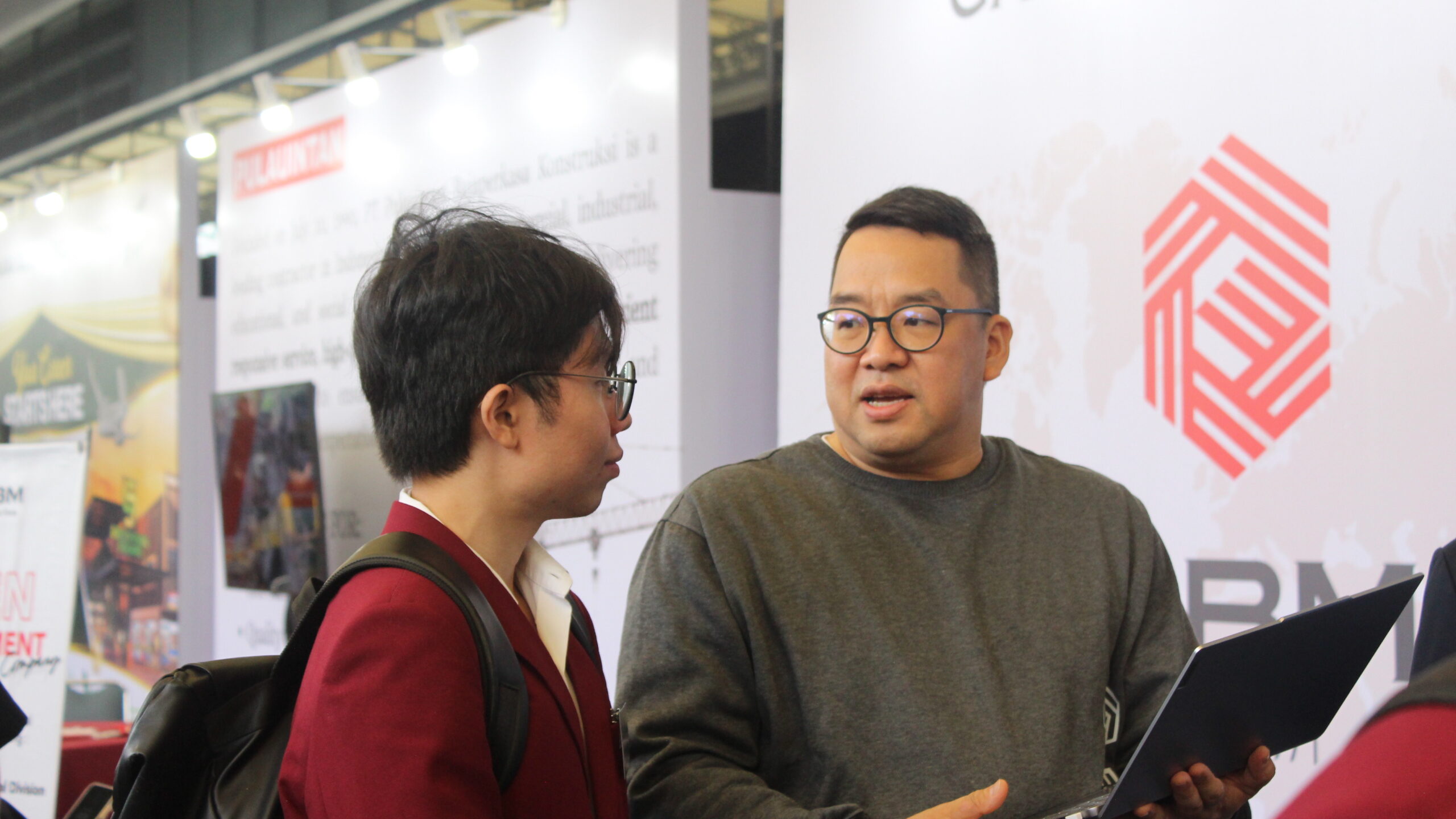 Sesi Presentasi dari PT Lyhock Plast Indonesia